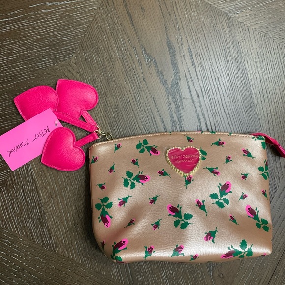 Betsey Johnson rose gold rosebuds print clam pouch bag - Picture 7 of 17